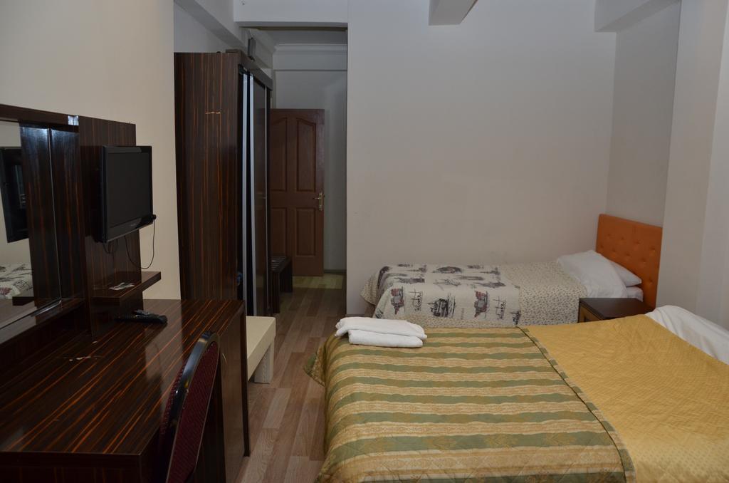 Oezkonak Hotel Ancara Quarto foto